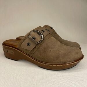Born Clog Banyan Suede Leather Buckle Mules Taupe Brown Slip On Shoes Size 8